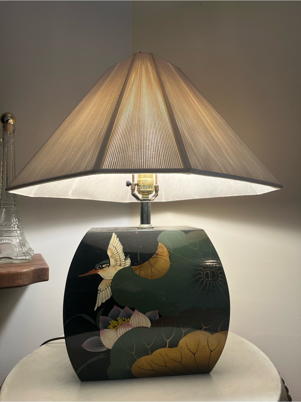 Hand-Painted Green Lotus Table Lamp with Bird Motif